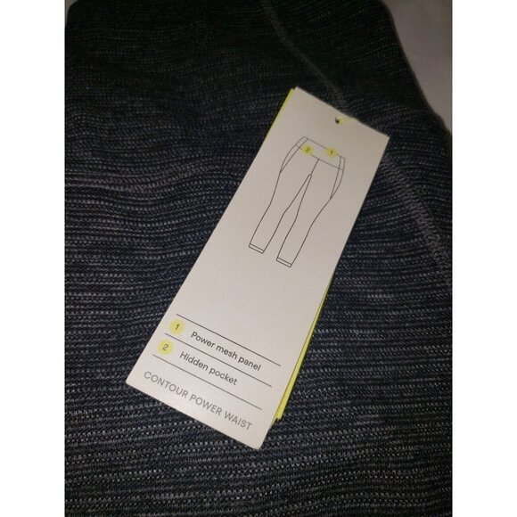 ALL in Motion™ Women's Contour Power Waist Textured Capri Leggings Black, XS - Picture 3 of 3